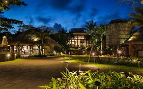 The Bay Club At Anahita